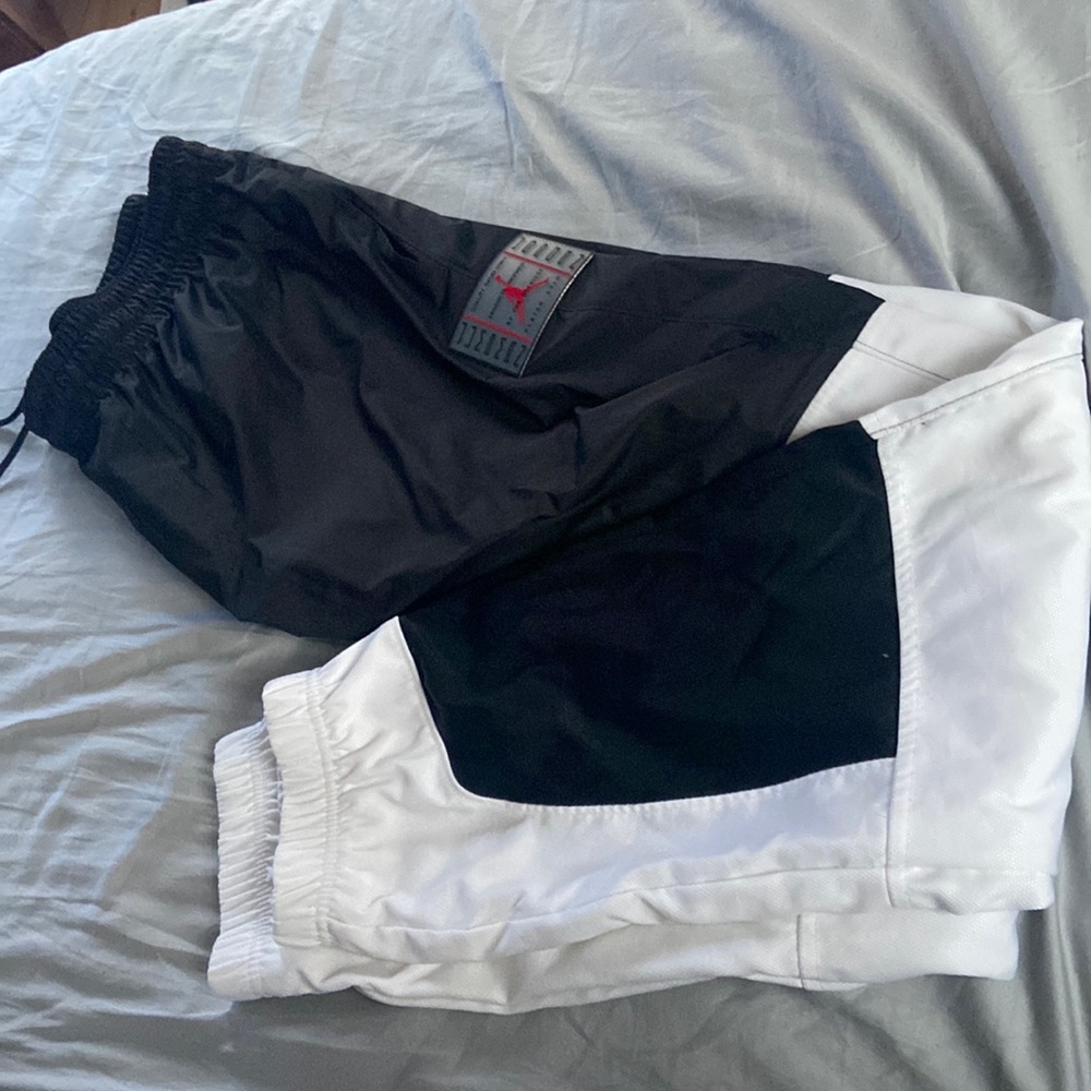 Wind beaker pants